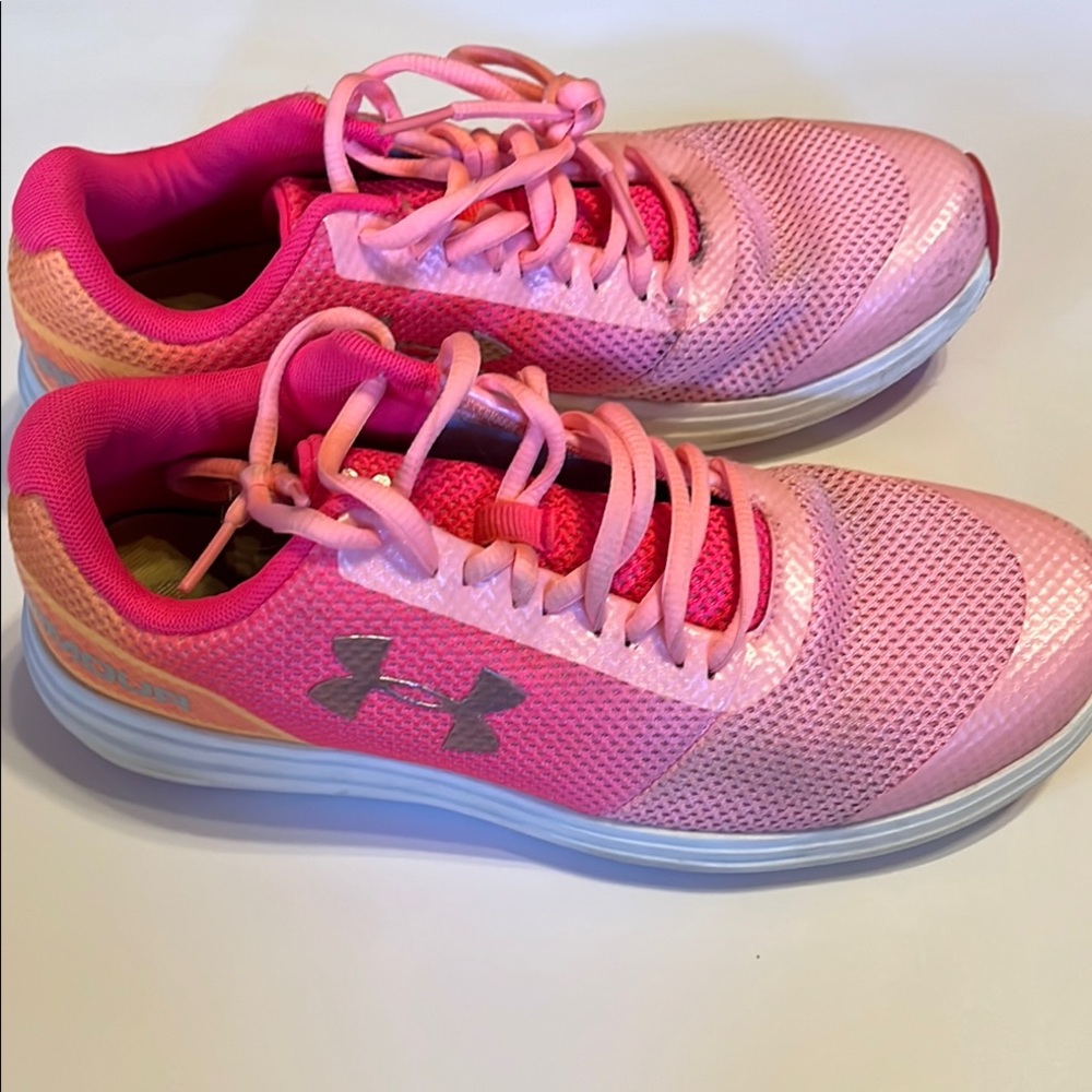Under Armour Girls 7Y Pink Running Shoes